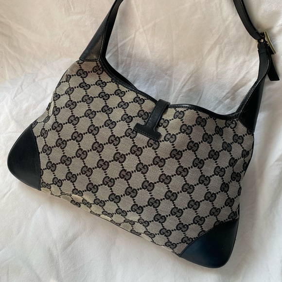 SOLD ⚠️Gucci Jackie Hobo - Picture 5 of 16